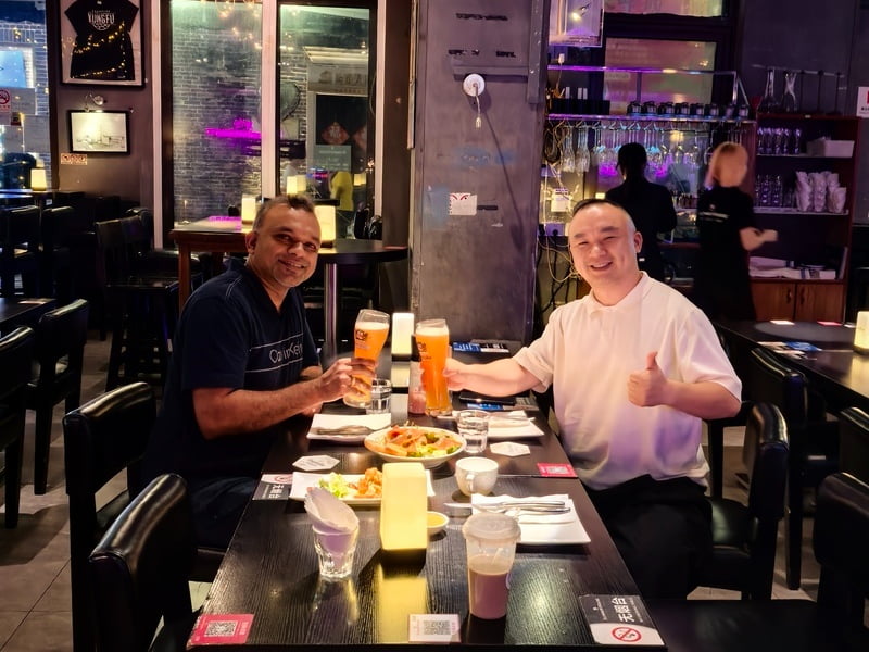 Indian office furniture buyer at Beechair